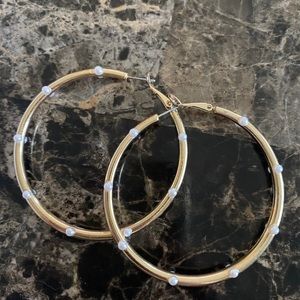 pearl hoops